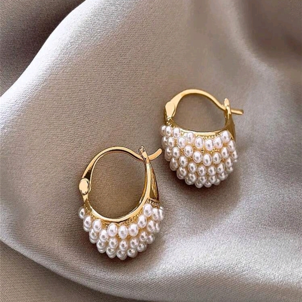 DC Gold and White Pearl Crescent Earrings